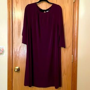 NWT - LANE BRYANT burgundy shift dress.